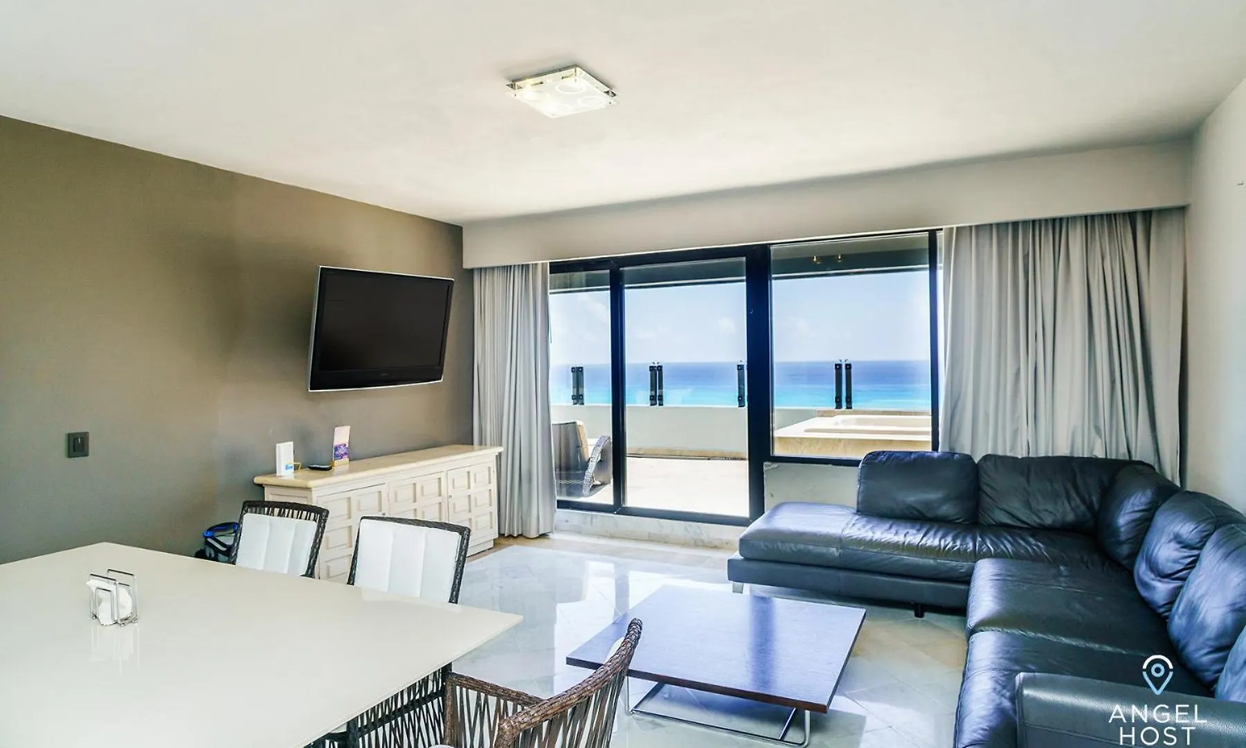 Fabulous Oceanview Suite Access To Beach & Pools カンクン
